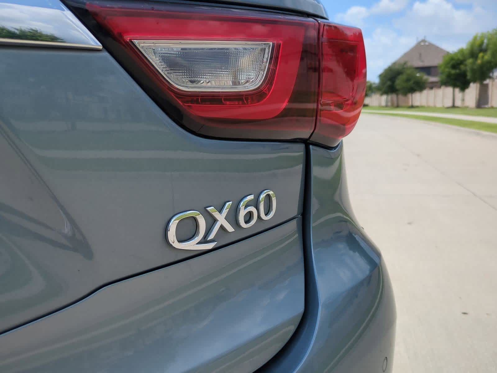 Thumbnail: 2017 INFINITI QX60 - 11
