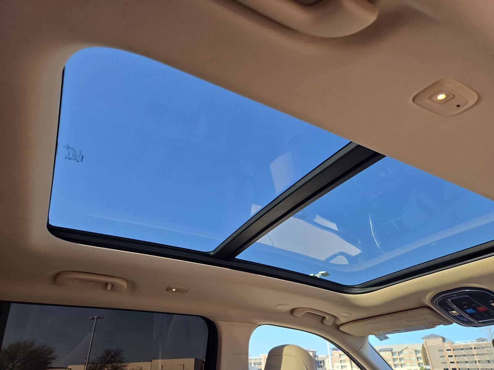 Thumbnail: 2022 Jeep Grand Cherokee - 20