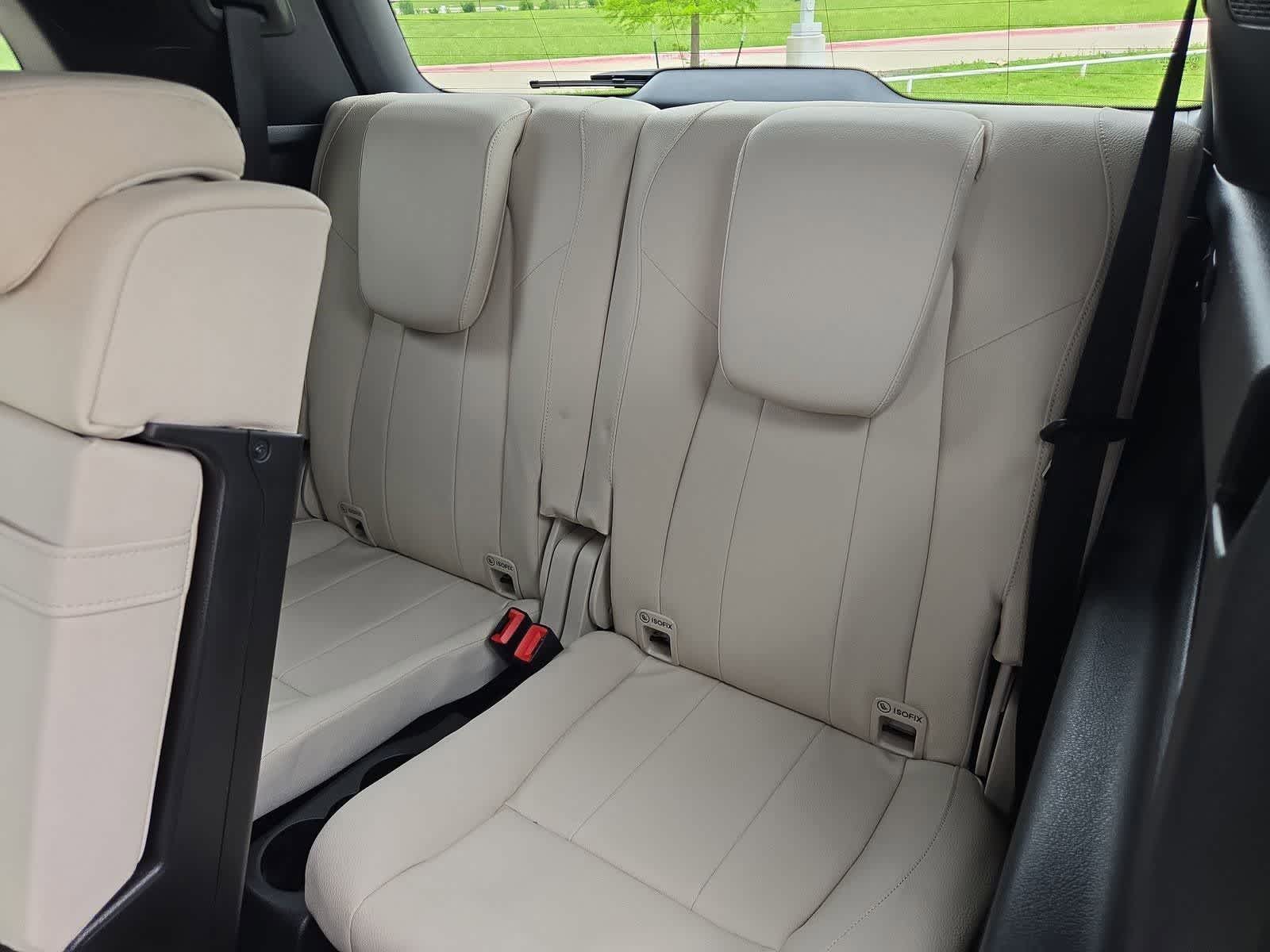 Thumbnail: 2022 Mercedes-Benz GLB - 36