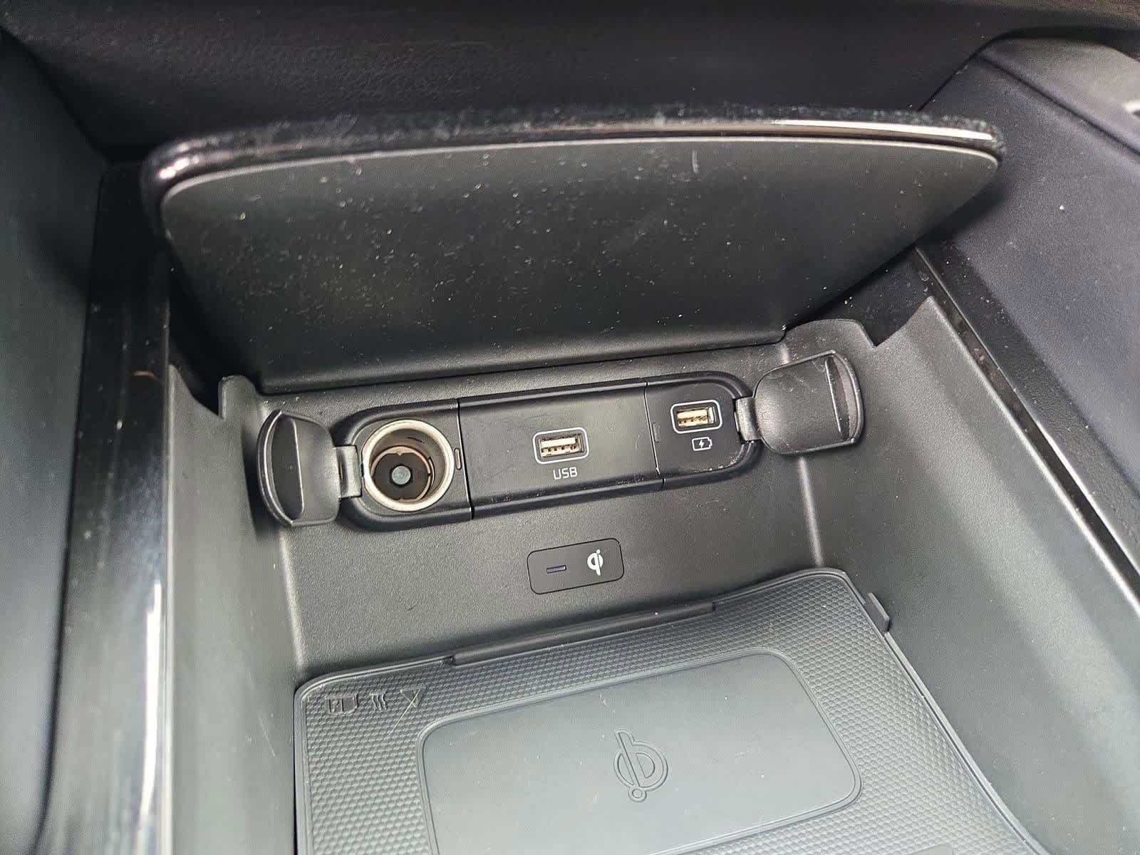 Thumbnail: 2022 Kia Telluride - 31