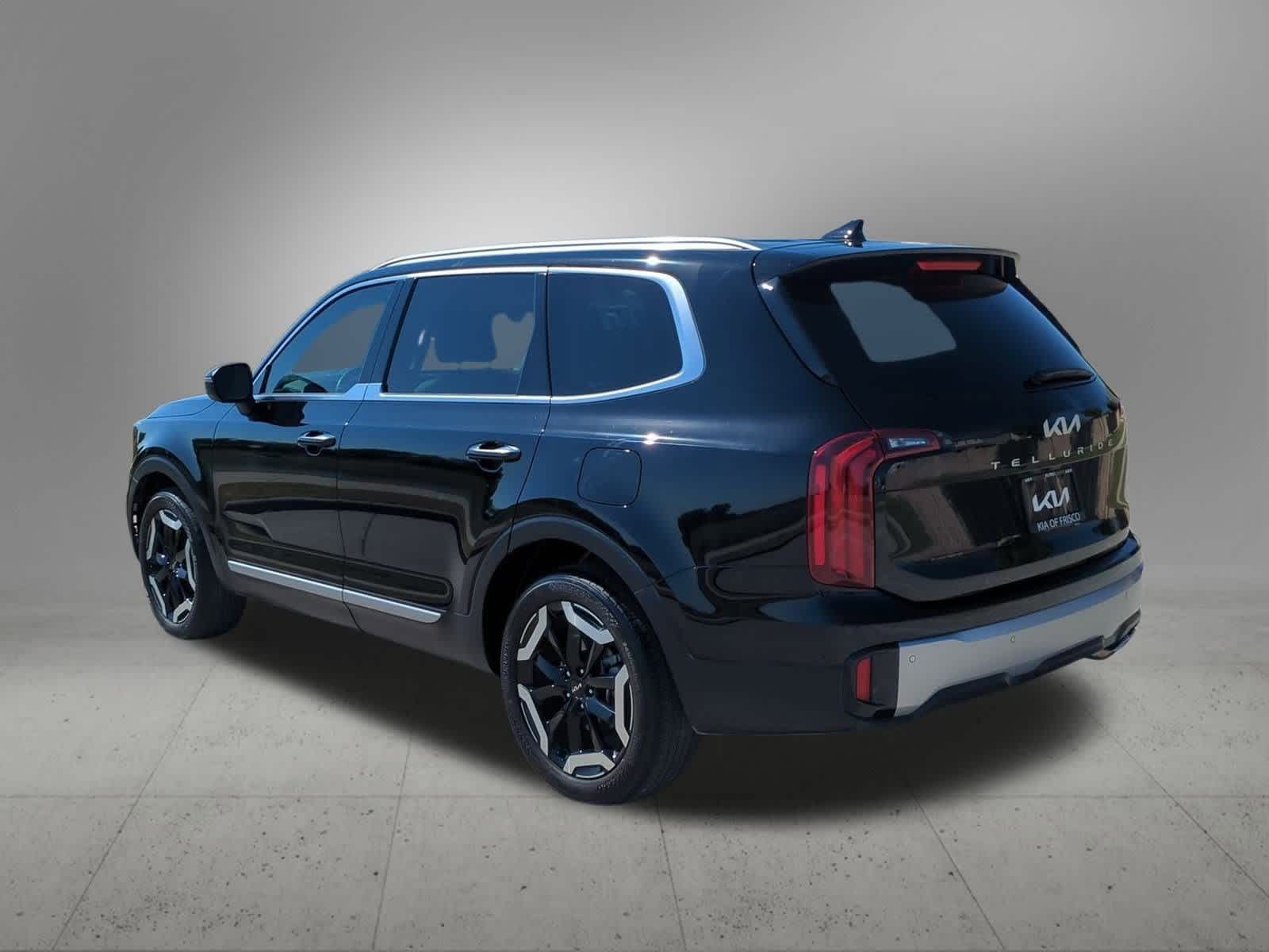 2023 Kia Telluride S photo 4