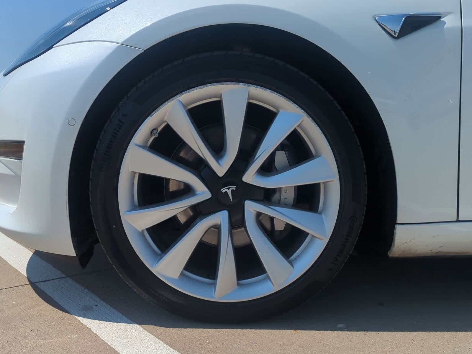 Thumbnail: 2020 Tesla Model 3 - 11