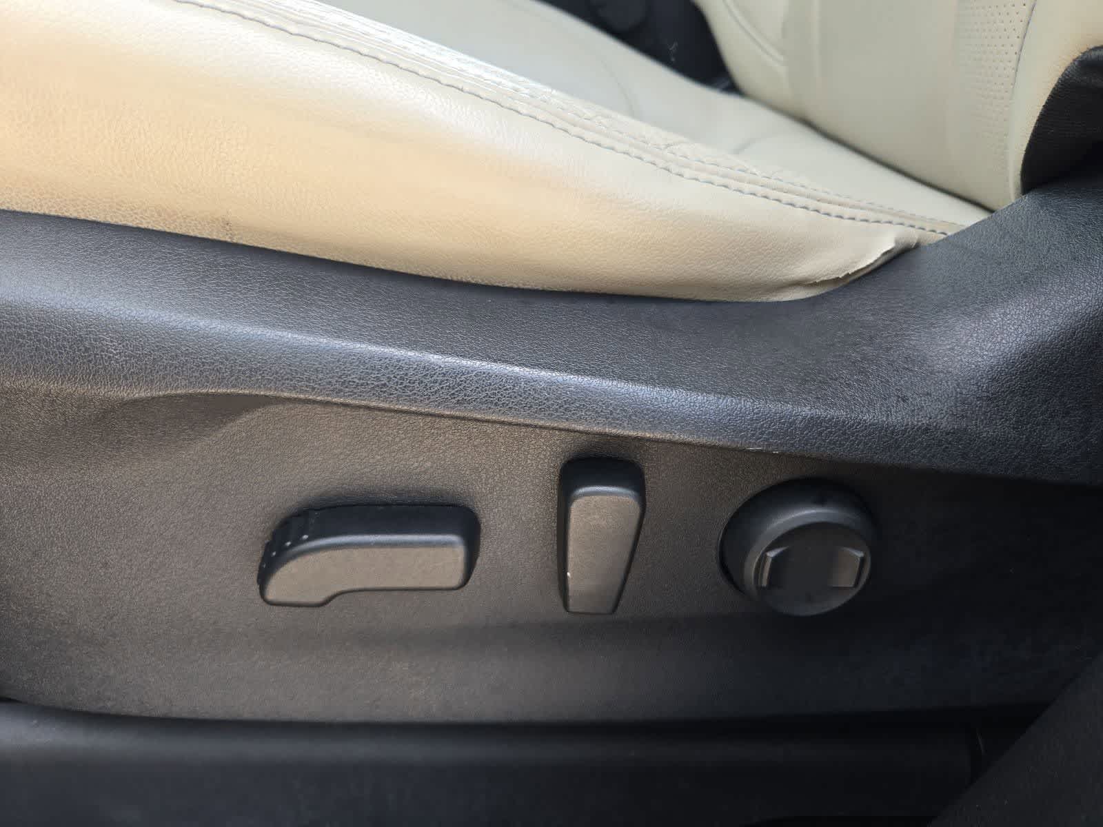 Thumbnail: 2019 Subaru Ascent - 16