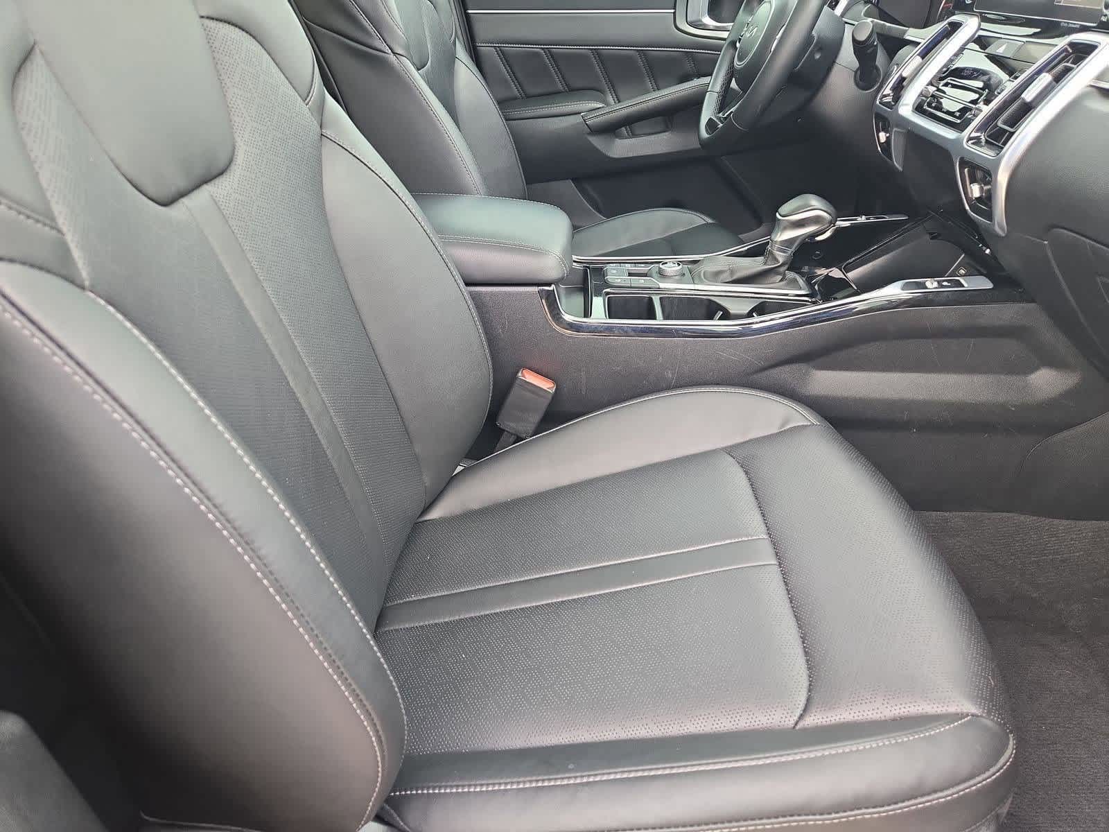 Thumbnail: 2022 Kia Sorento - 27