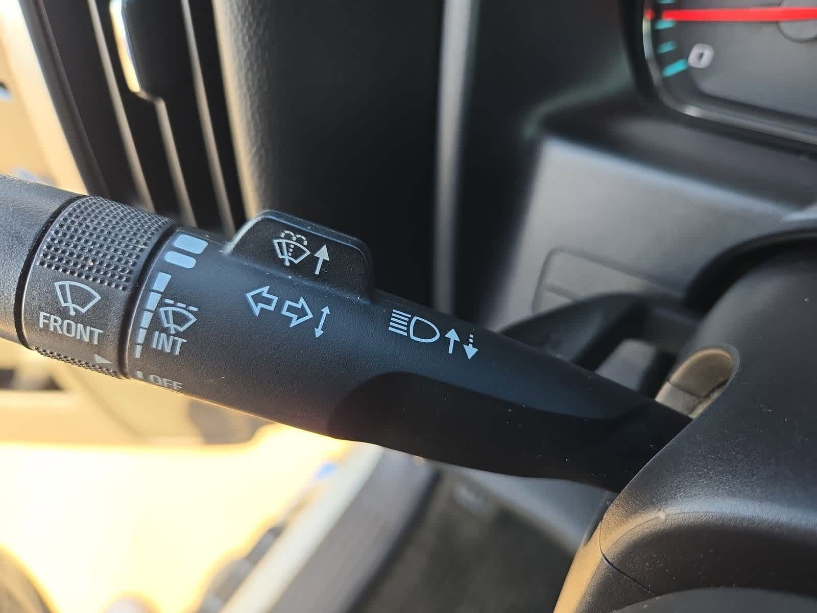 Thumbnail: 2016 Chevrolet Silverado 1500 - 26