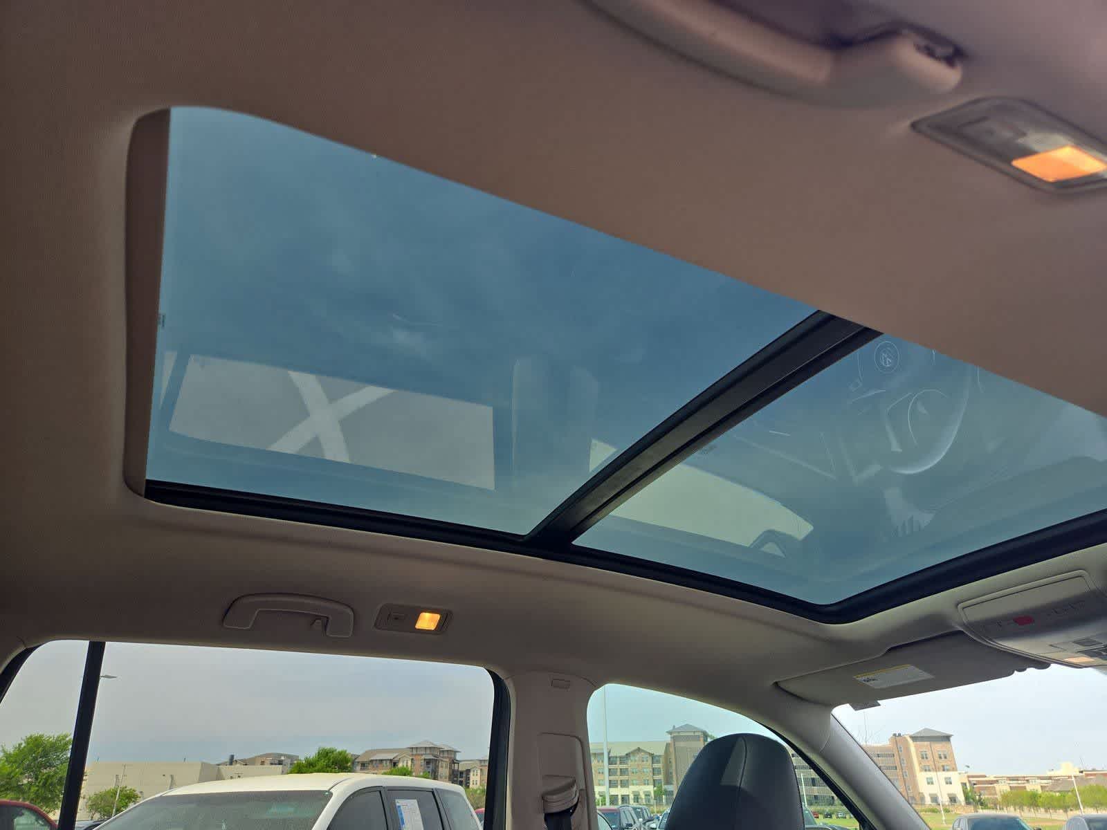 Thumbnail: 2019 Volkswagen Atlas - 20