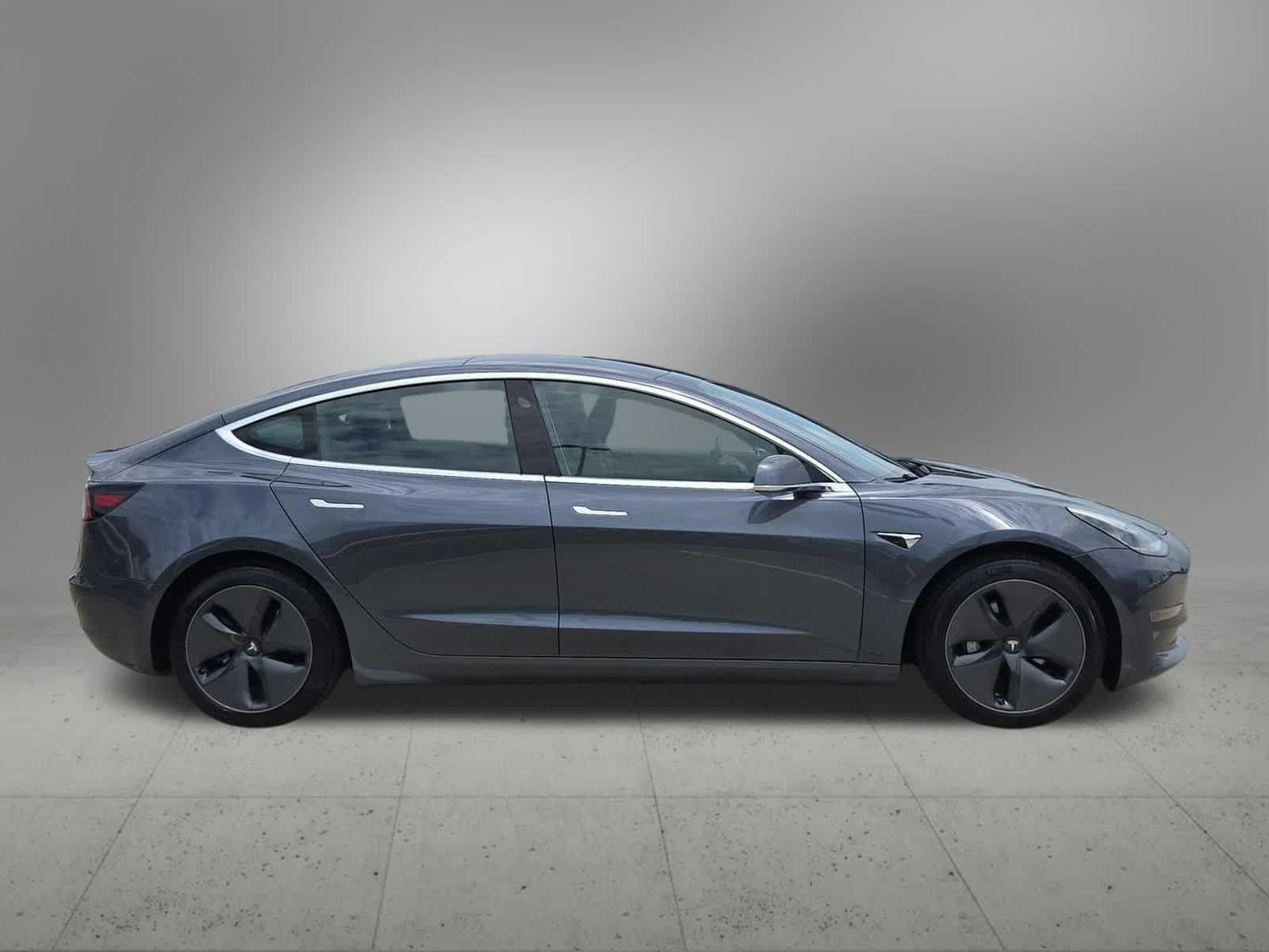 Thumbnail: 2020 Tesla Model 3 - 7
