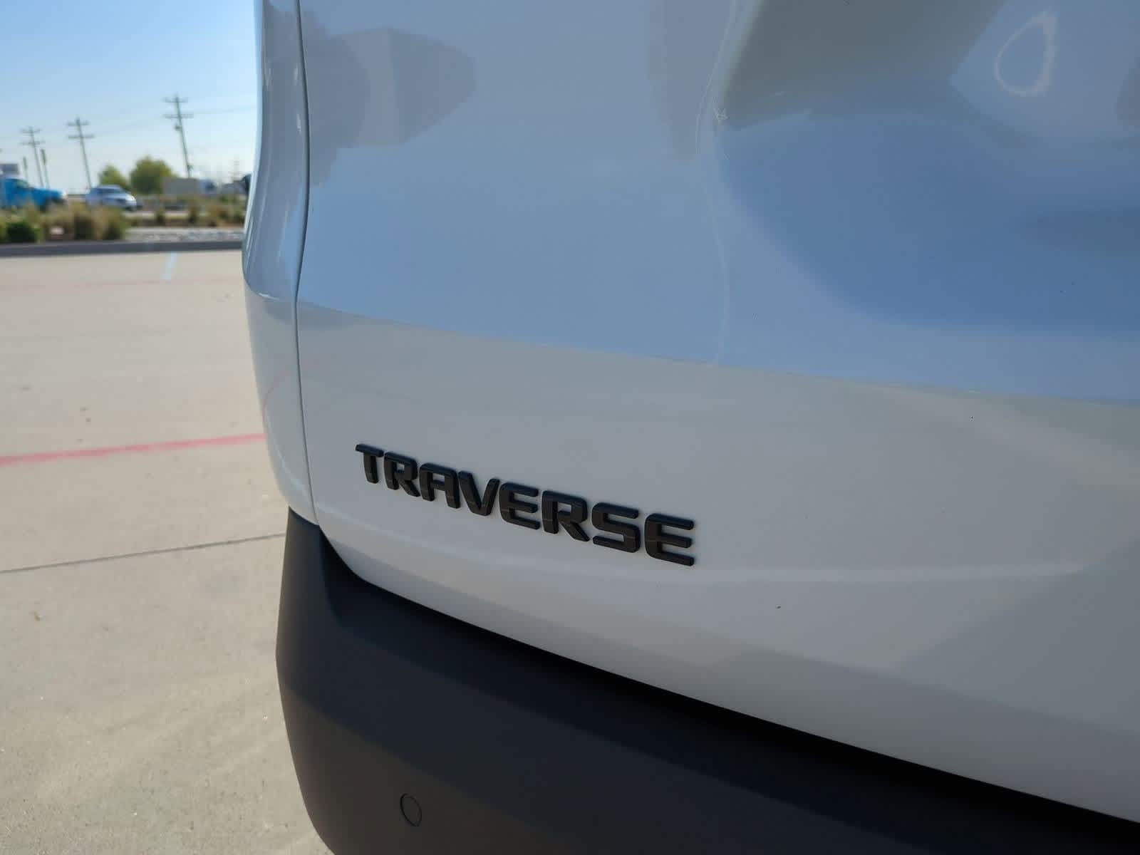 Thumbnail: 2022 Chevrolet Traverse - 12