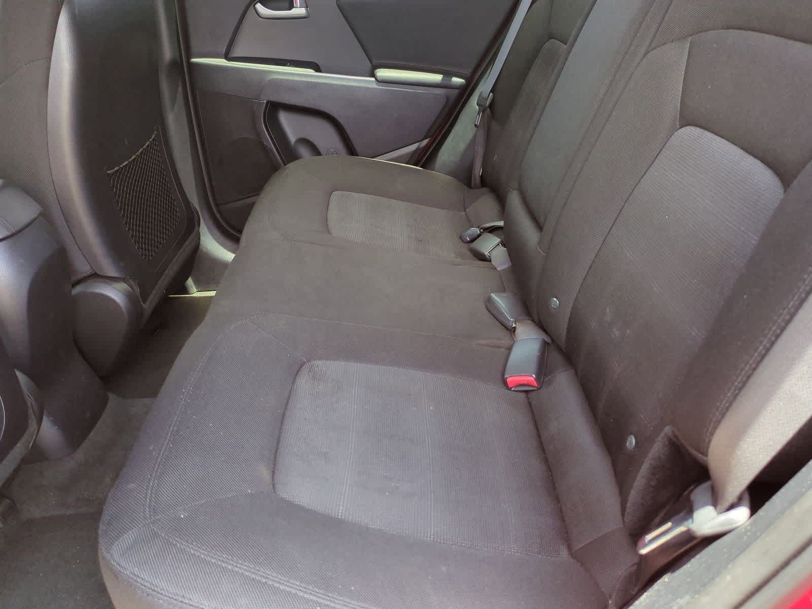 Thumbnail: 2012 Kia Sportage - 17