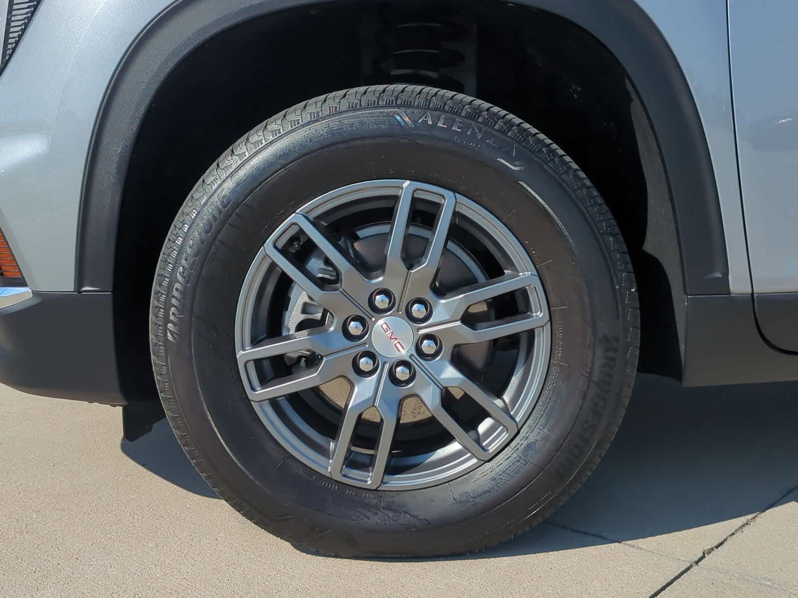 Thumbnail: 2025 GMC Acadia - 12