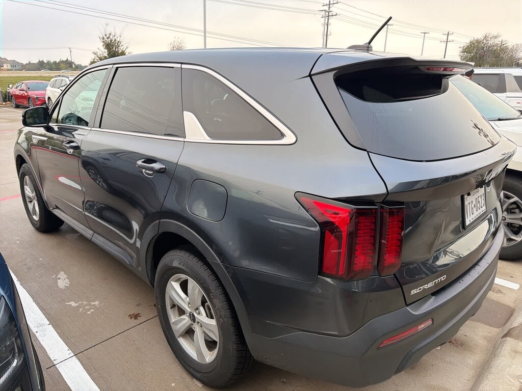 Certified 2023 Kia Sorento LX SUV