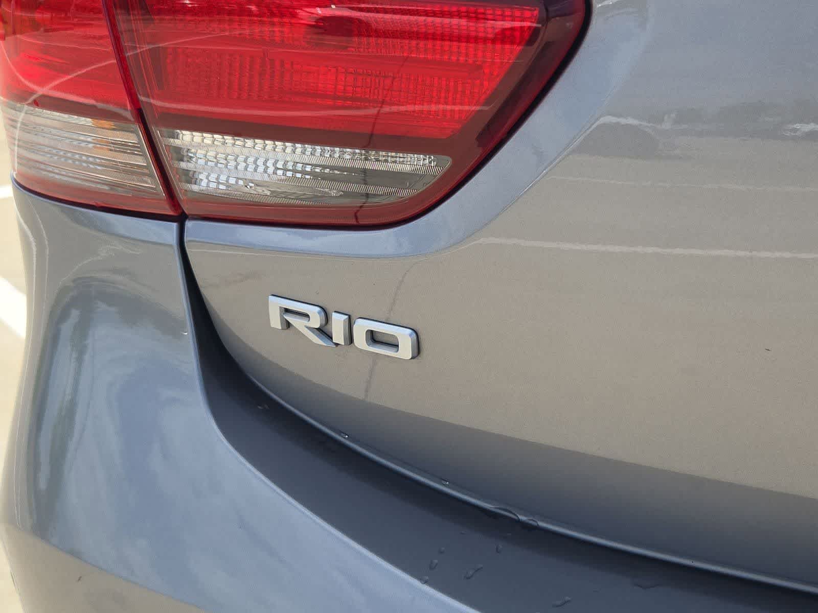 Thumbnail: 2023 Kia Rio - 12