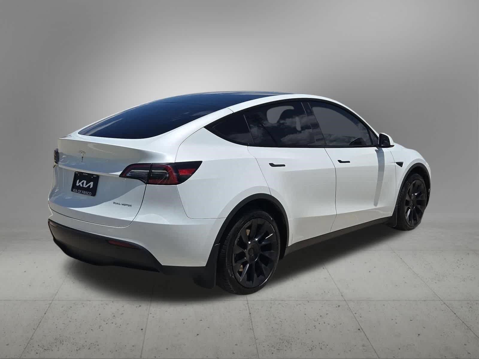 Thumbnail: 2023 Tesla Model Y - 5