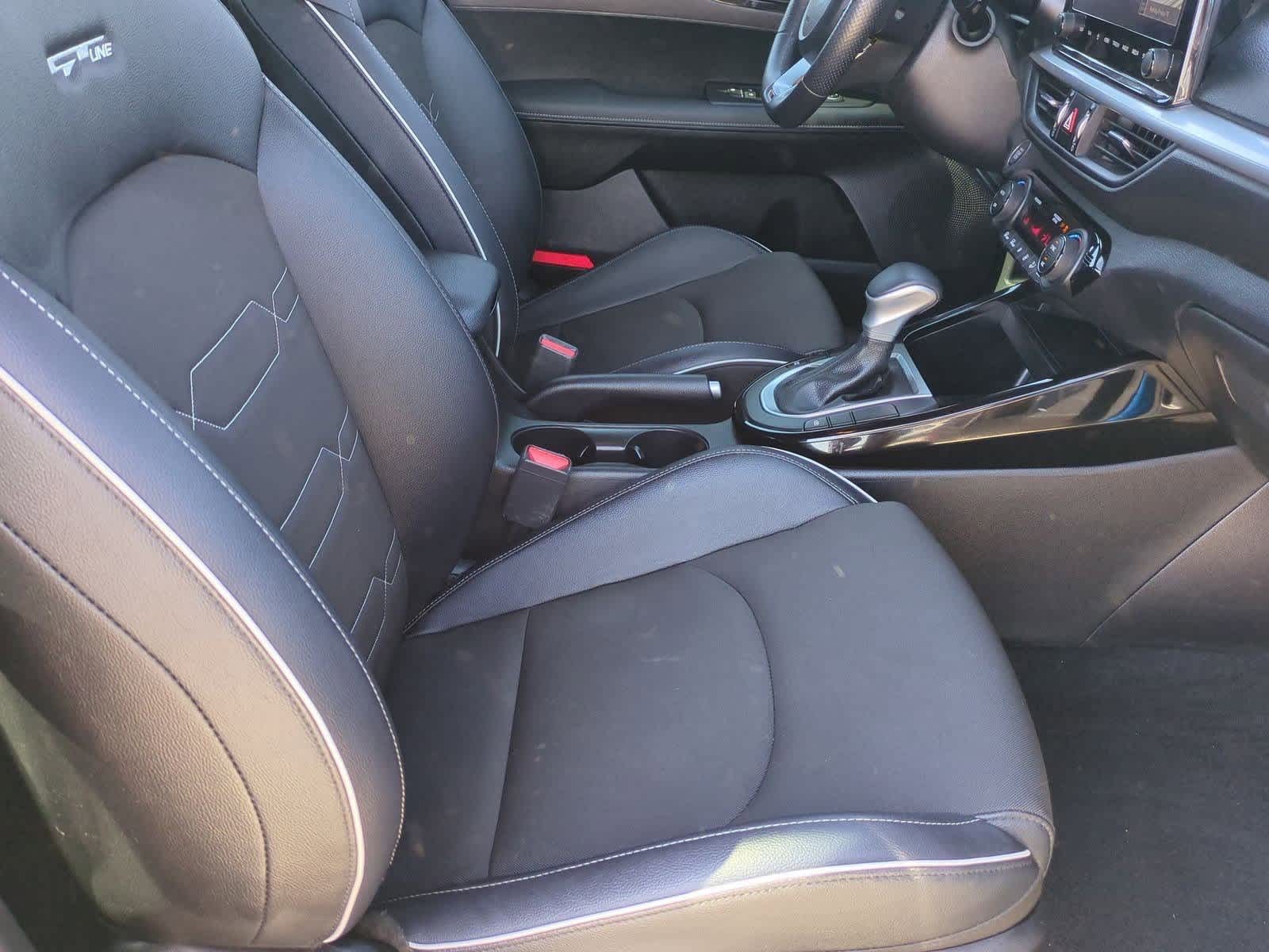Thumbnail: 2023 Kia Forte - 21
