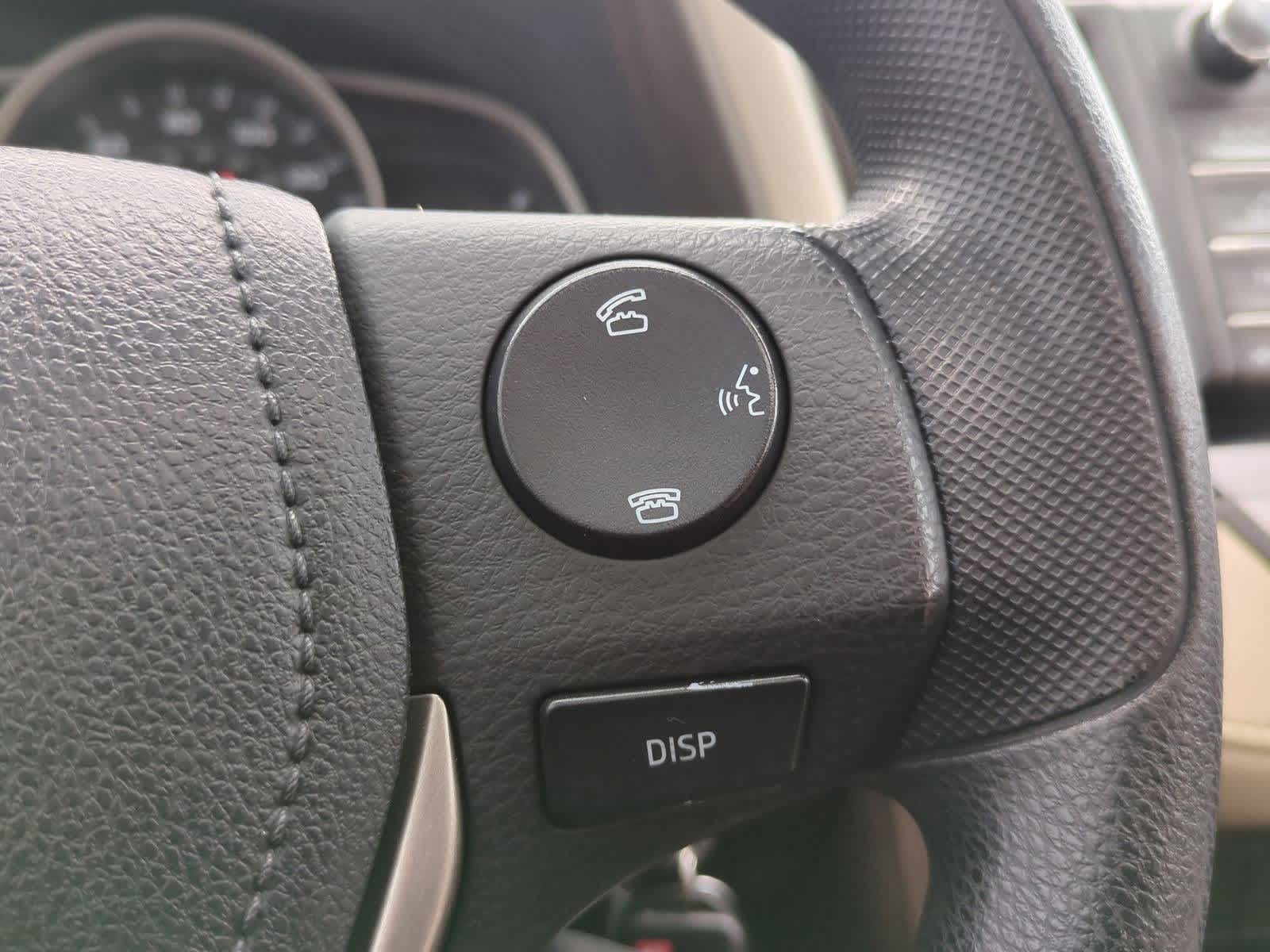 Thumbnail: 2013 Toyota RAV4 - 26