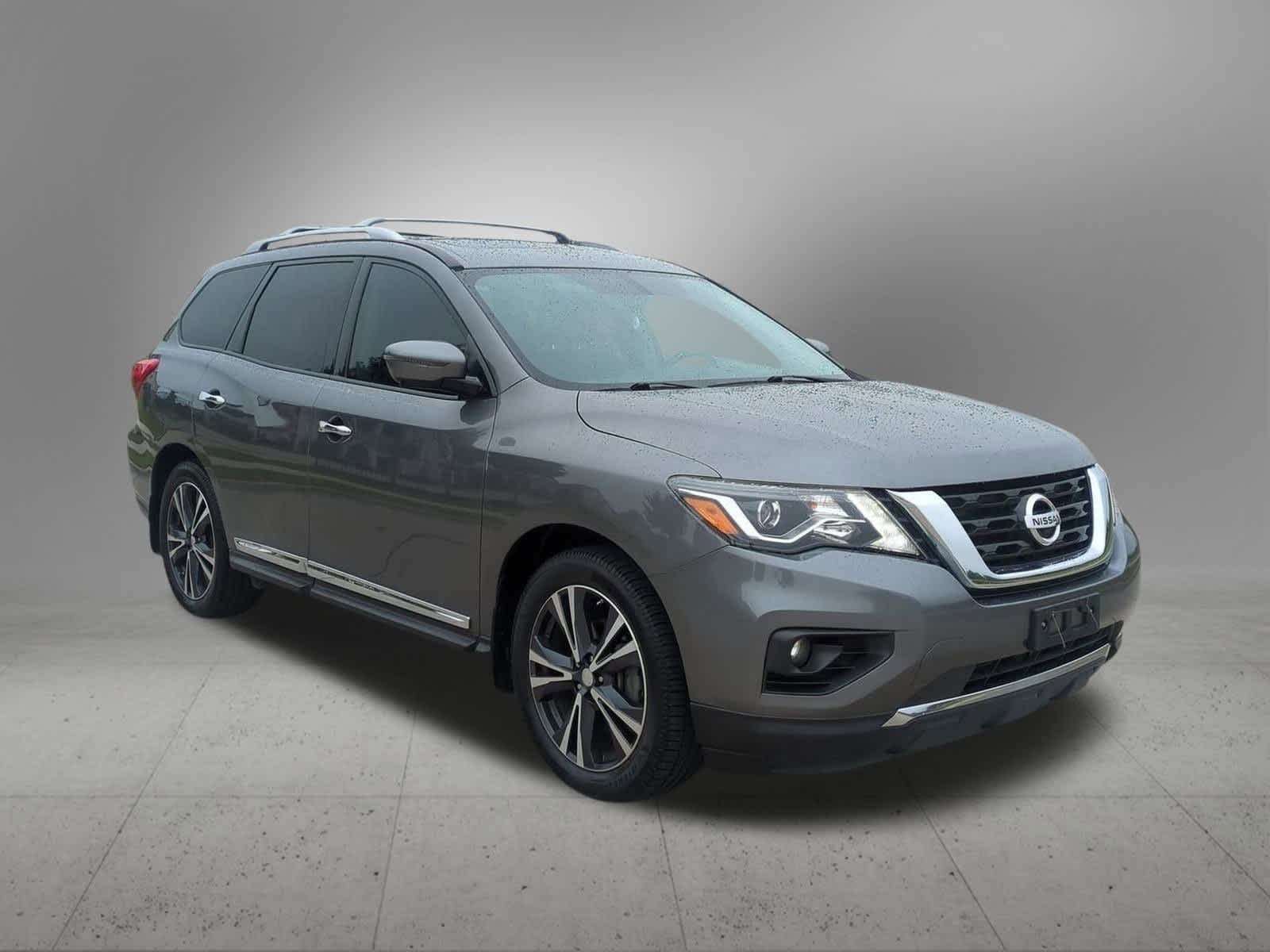 Thumbnail: 2017 Nissan Pathfinder - 8