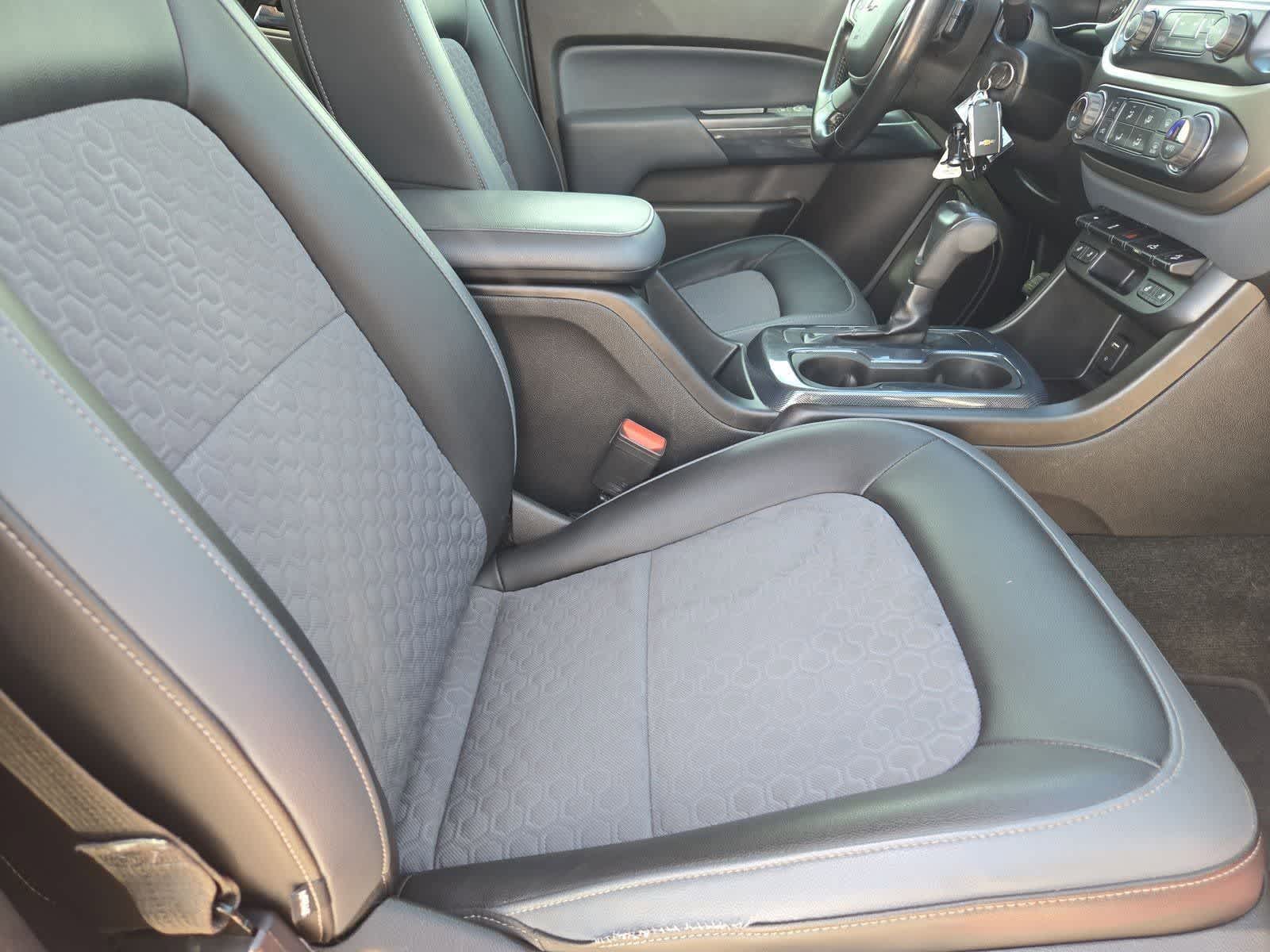 Thumbnail: 2017 Chevrolet Colorado - 20