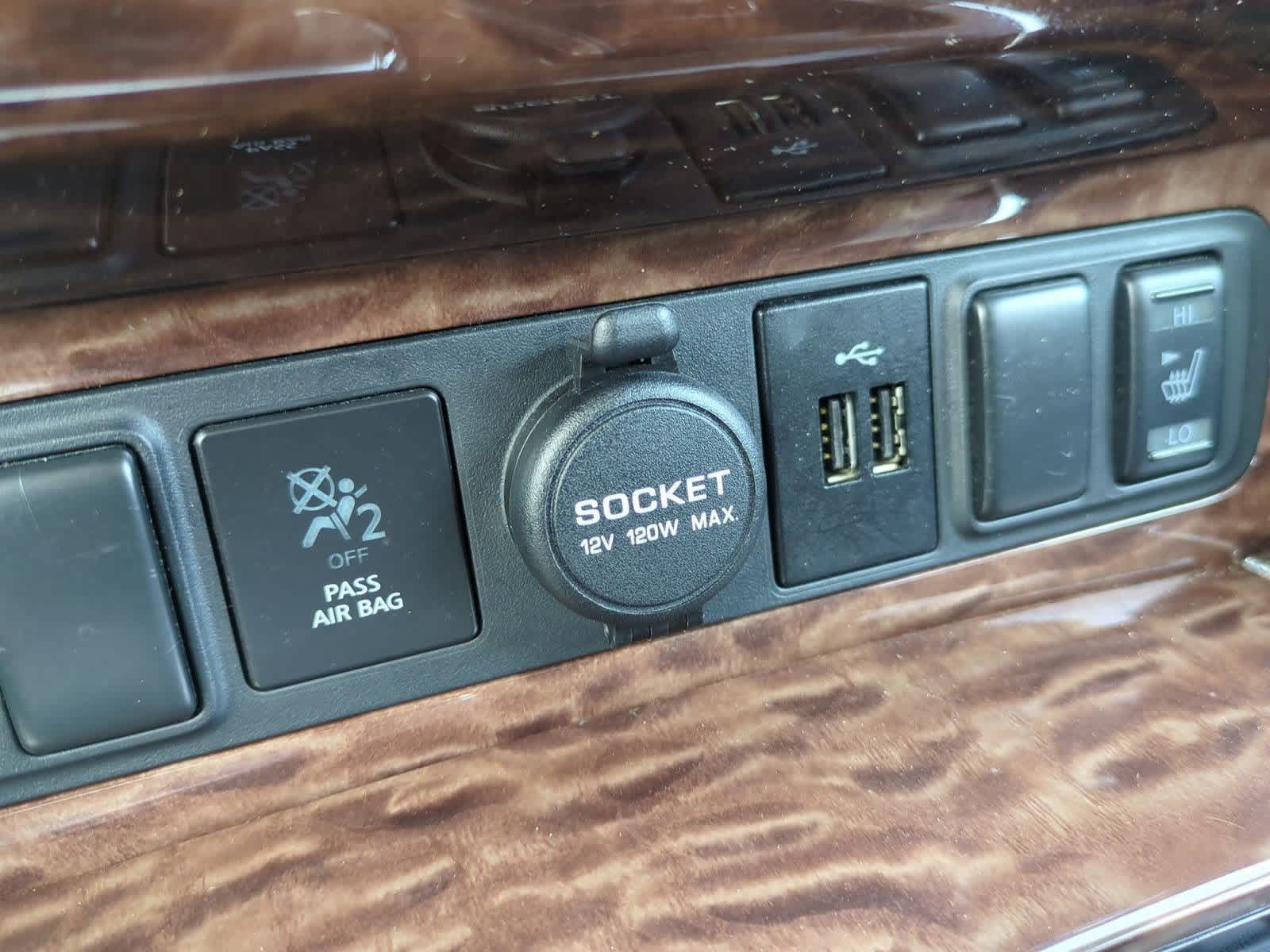 Thumbnail: 2018 Nissan Armada - 33