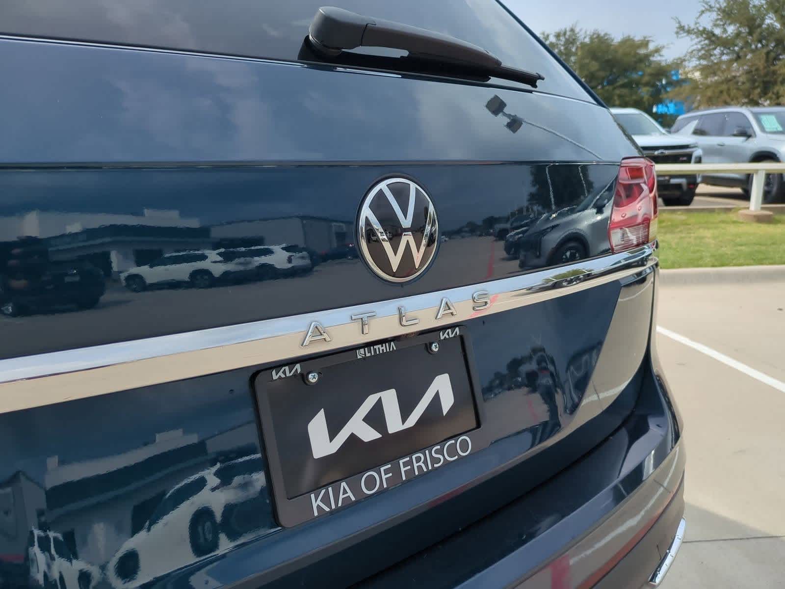 Thumbnail: 2022 Volkswagen Atlas - 11