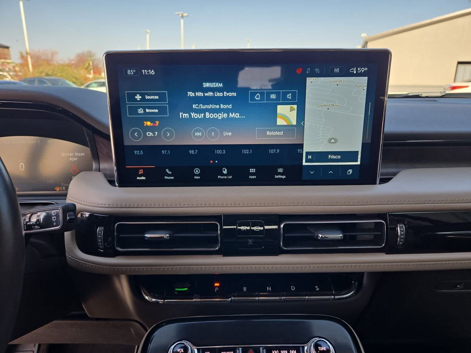 Thumbnail: 2022 Lincoln Nautilus - 26