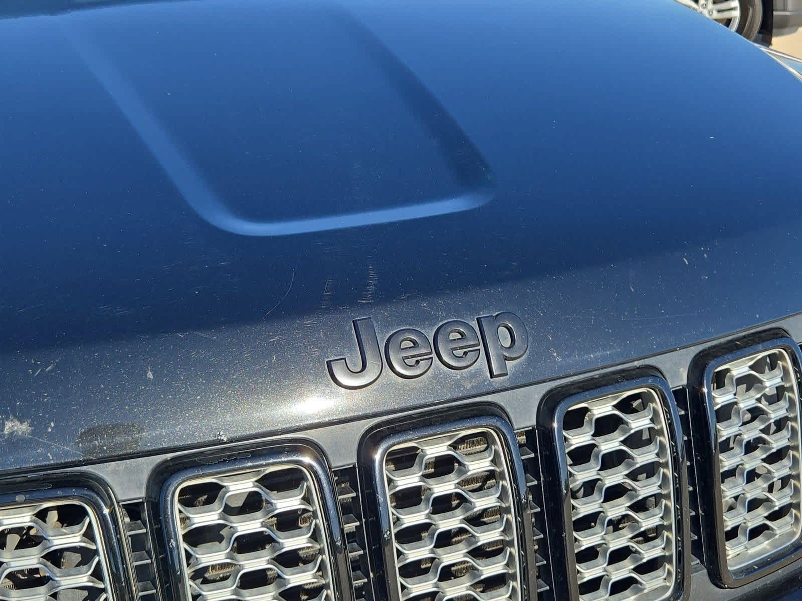 Thumbnail: 2019 Jeep Grand Cherokee - 11