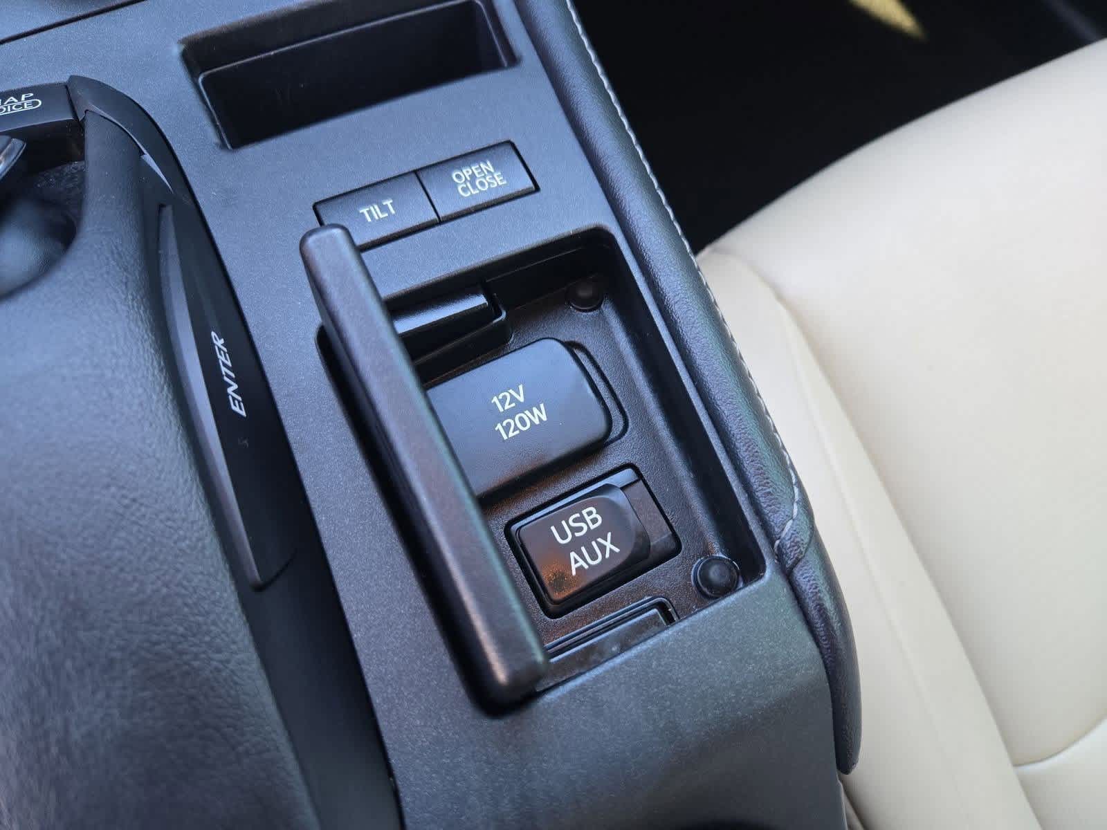 Thumbnail: 2013 Lexus CT - 31