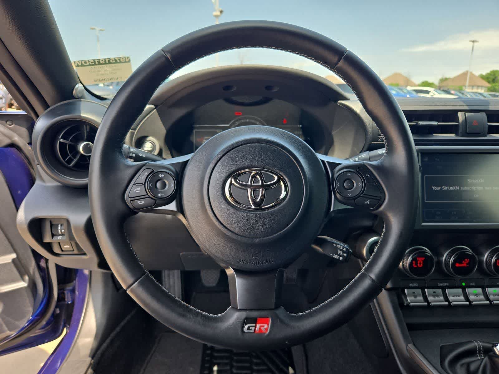 Thumbnail: 2022 Toyota GR86 - 16