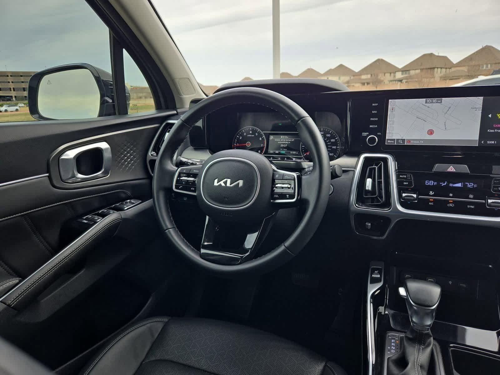 Thumbnail: 2022 Kia Sorento - 2