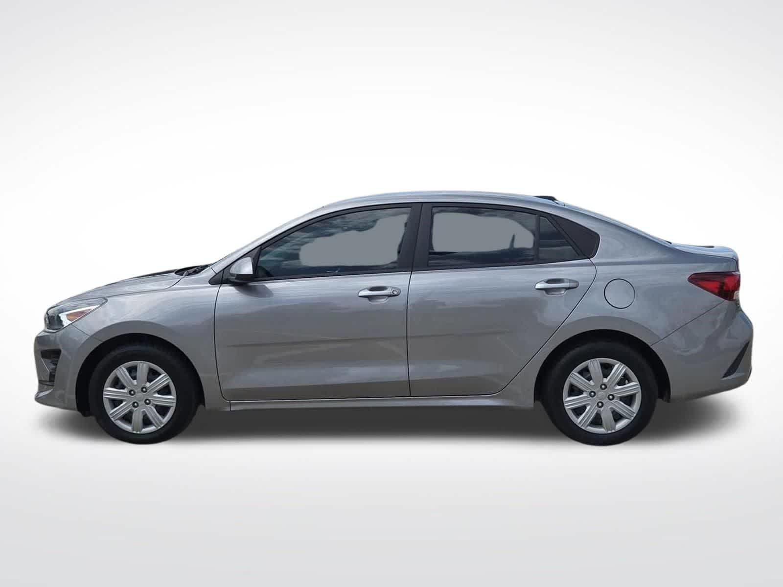 Thumbnail: 2023 Kia Rio - 4