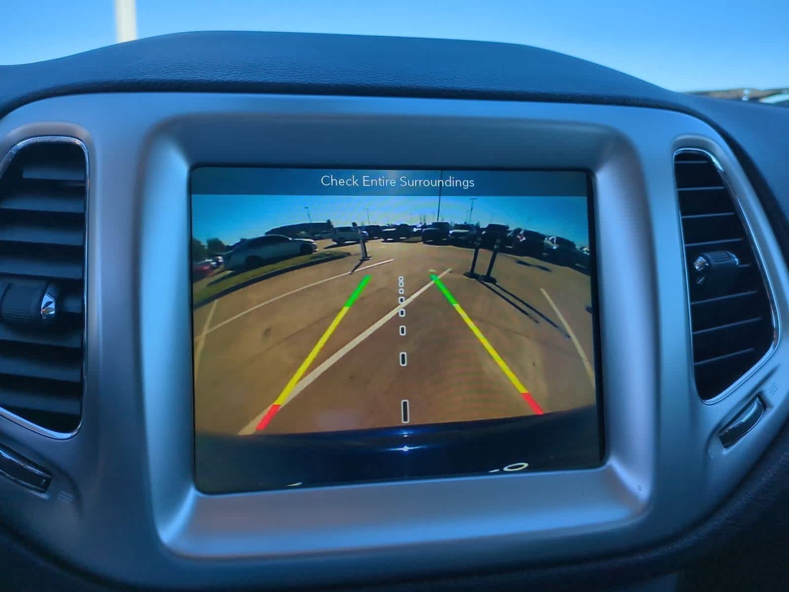 Thumbnail: 2018 Jeep Compass - 29