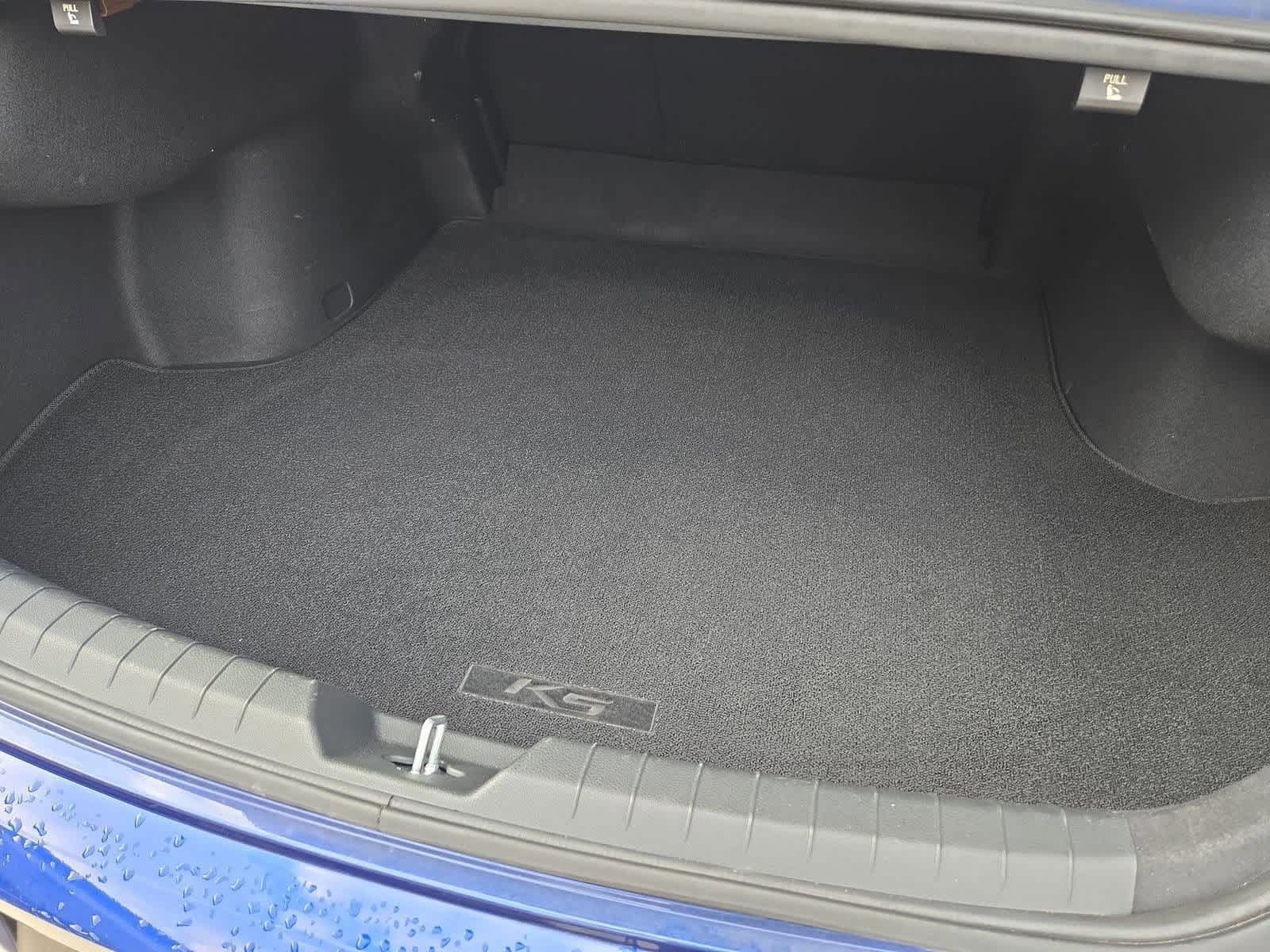 Thumbnail: 2025 Kia K5 - 32