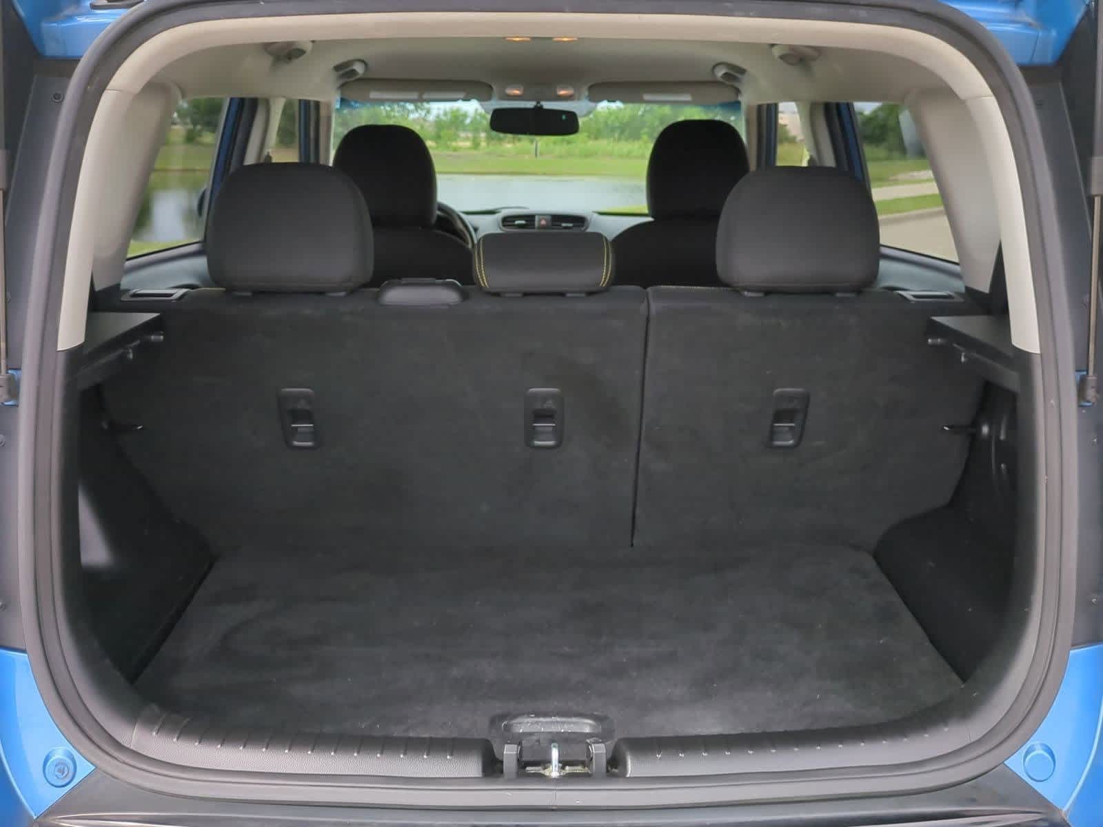 Thumbnail: 2016 Kia Soul - 32