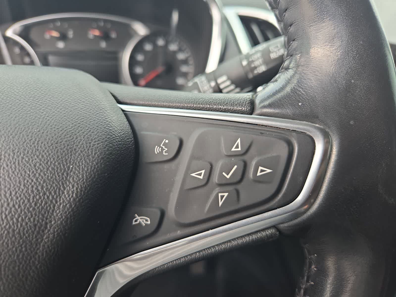 Thumbnail: 2020 Chevrolet Equinox - 24