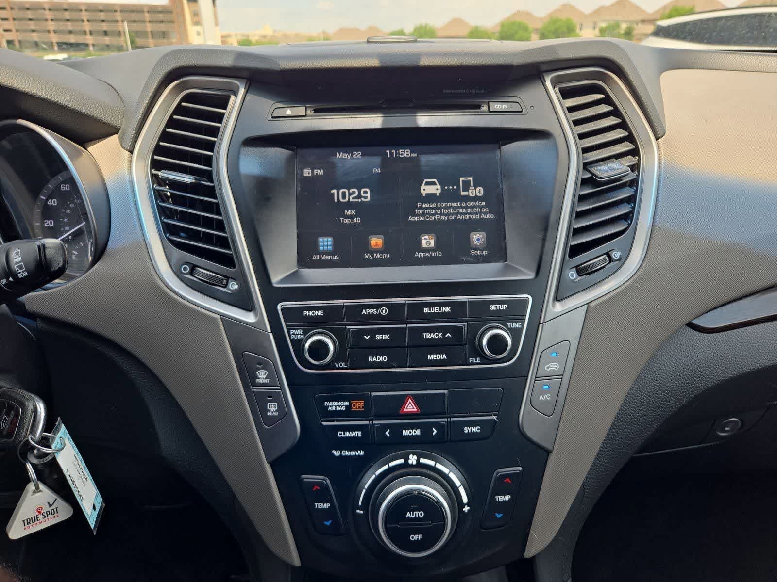 Thumbnail: 2017 Hyundai Santa Fe - 25