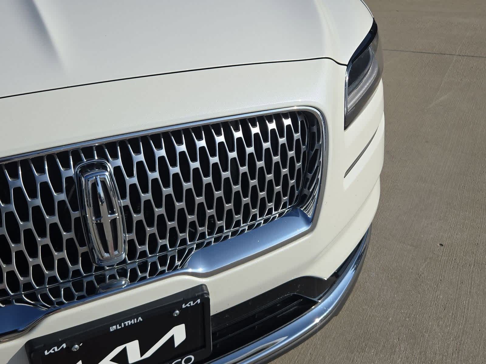 Thumbnail: 2022 Lincoln Nautilus - 10