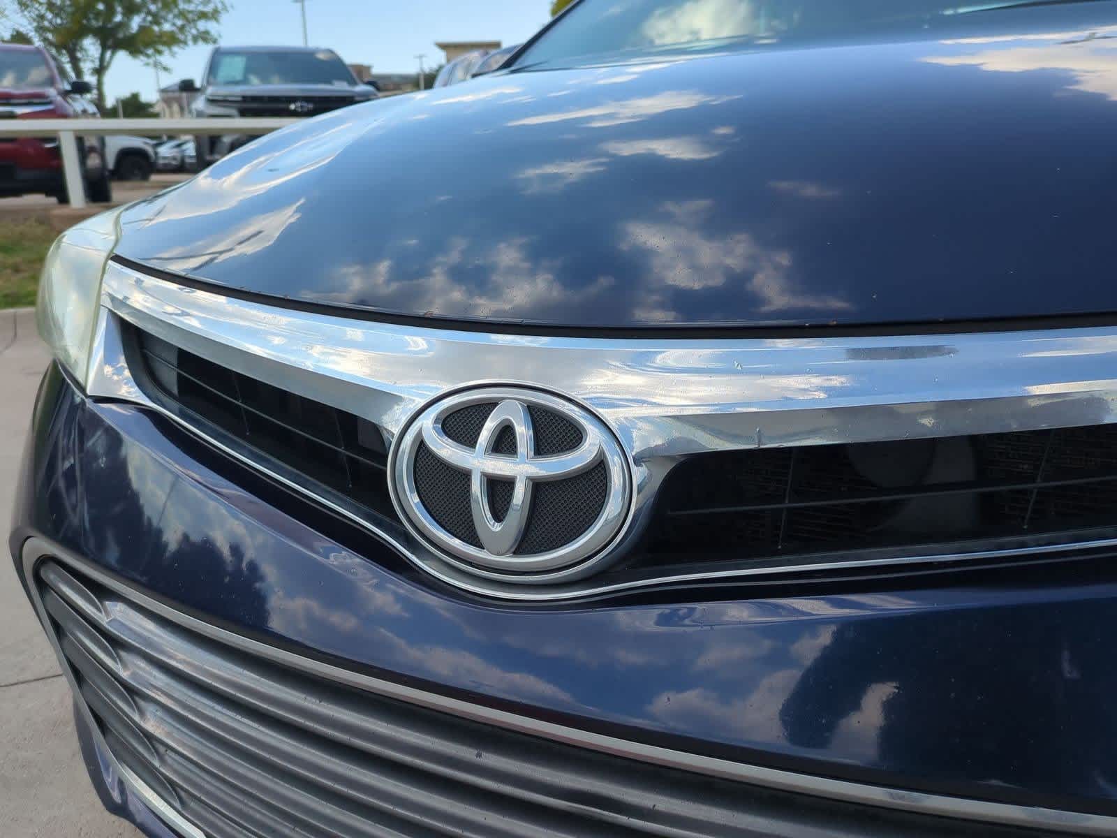 Thumbnail: 2013 Toyota Avalon - 11