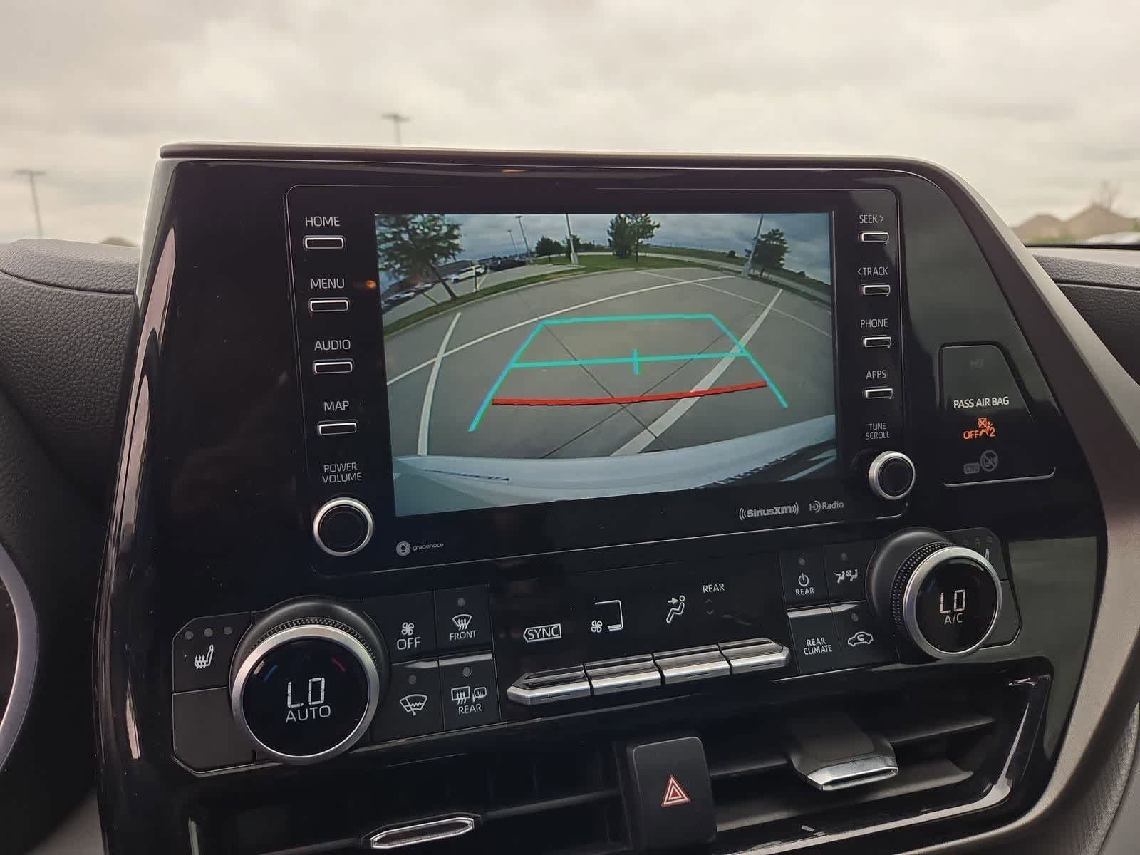 Thumbnail: 2021 Toyota Highlander - 29