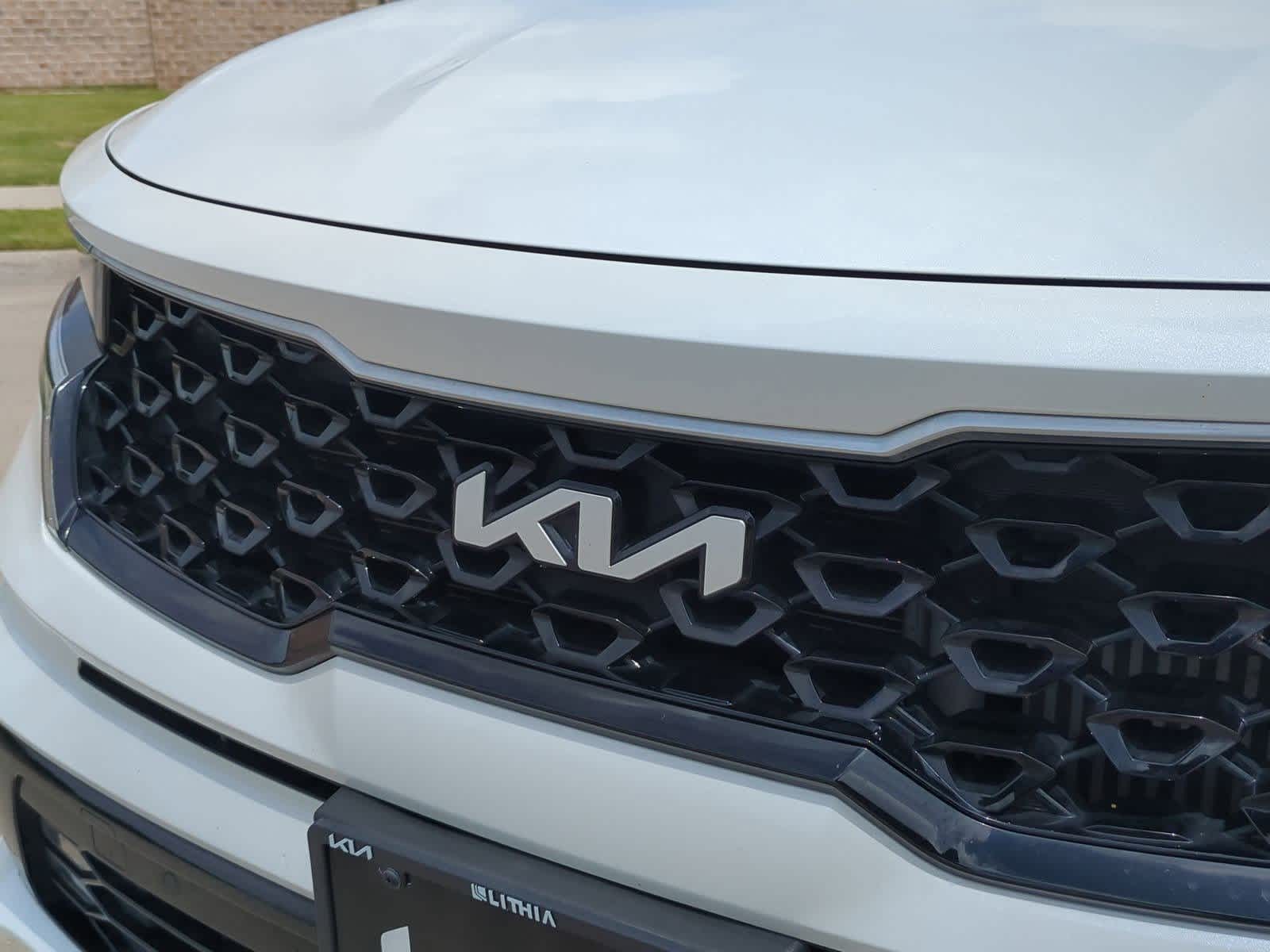 Thumbnail: 2023 Kia Sorento - 10