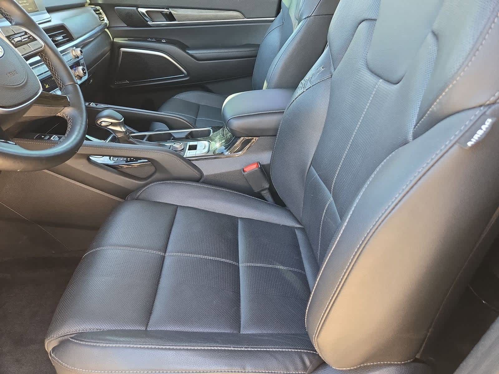 Thumbnail: 2021 Kia Telluride - 15