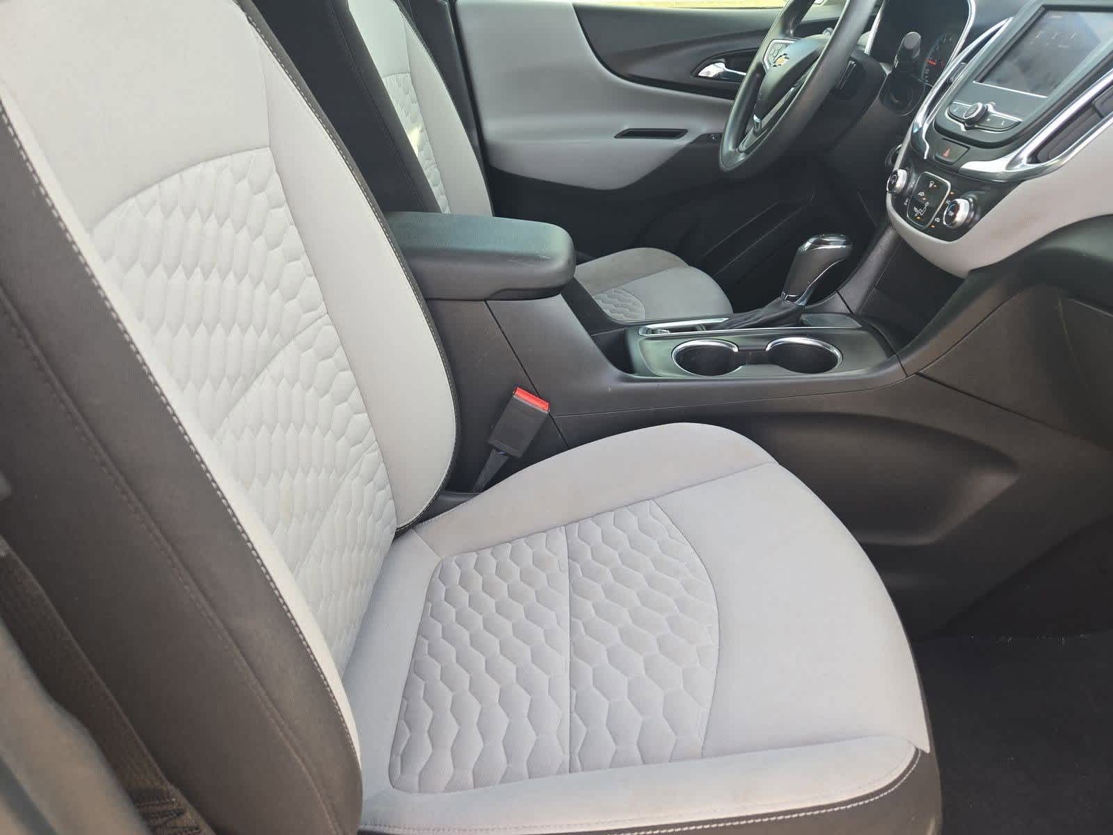 Thumbnail: 2020 Chevrolet Equinox - 21