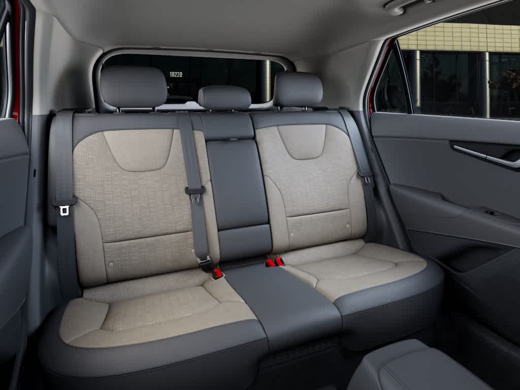 Thumbnail: 2026 Kia Niro - 16