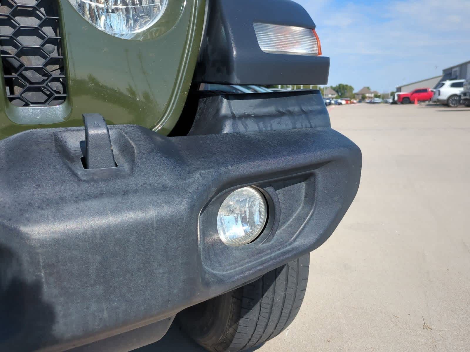 Thumbnail: 2022 Jeep Gladiator - 10