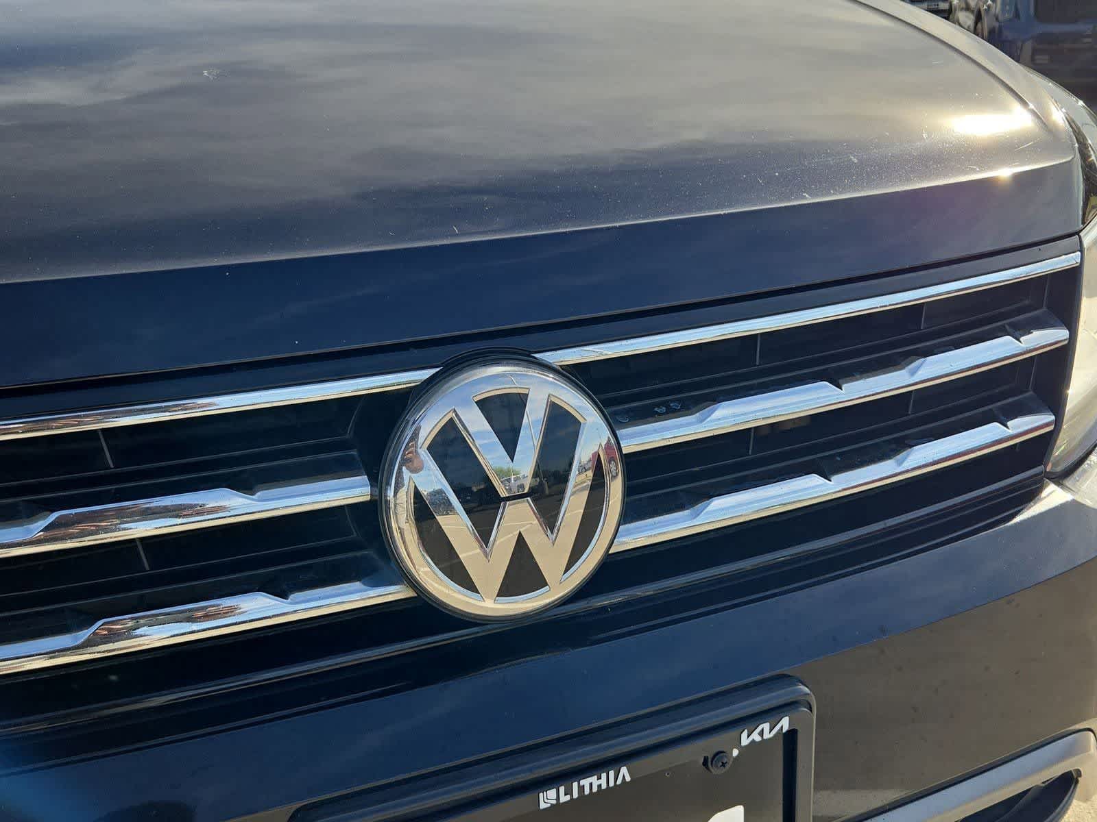 Thumbnail: 2018 Volkswagen Tiguan - 10