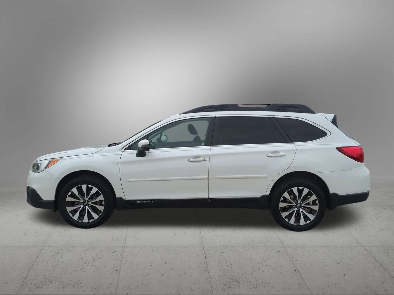 Thumbnail: 2016 Subaru Outback - 3