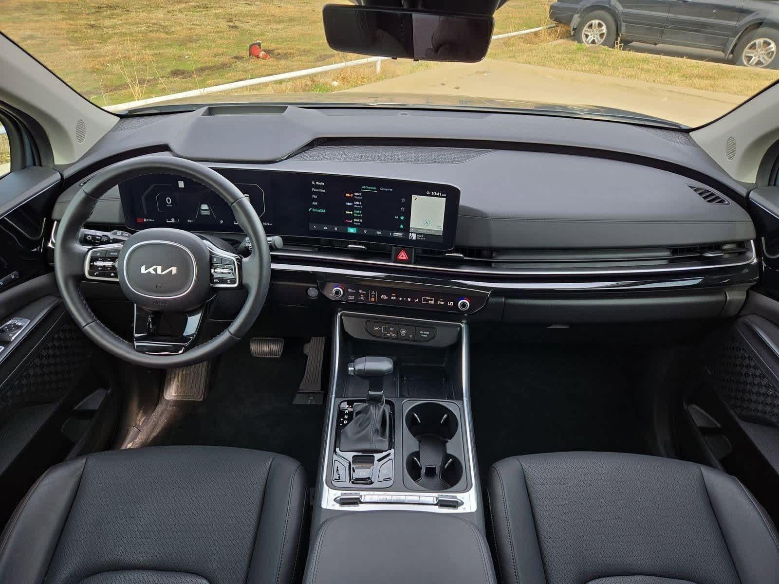 Thumbnail: 2025 Kia Carnival - 14