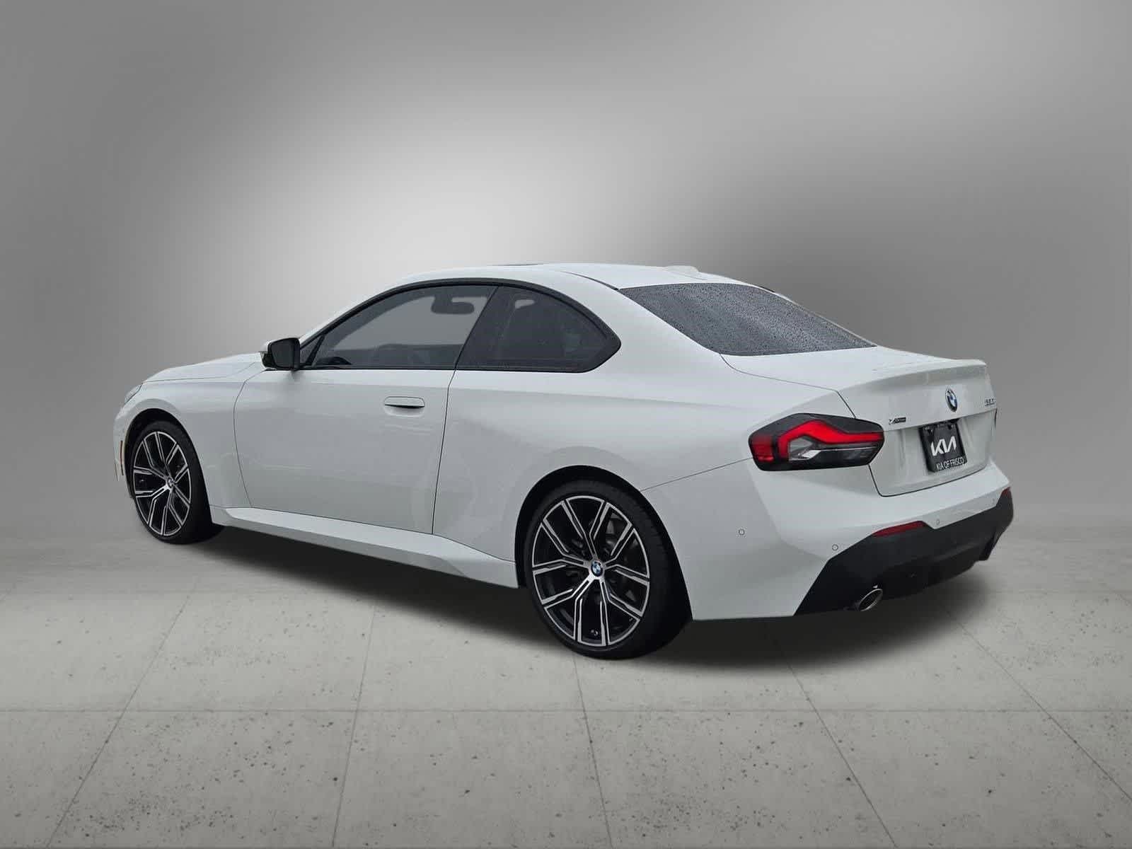 Thumbnail: 2024 BMW 2 Series - 4