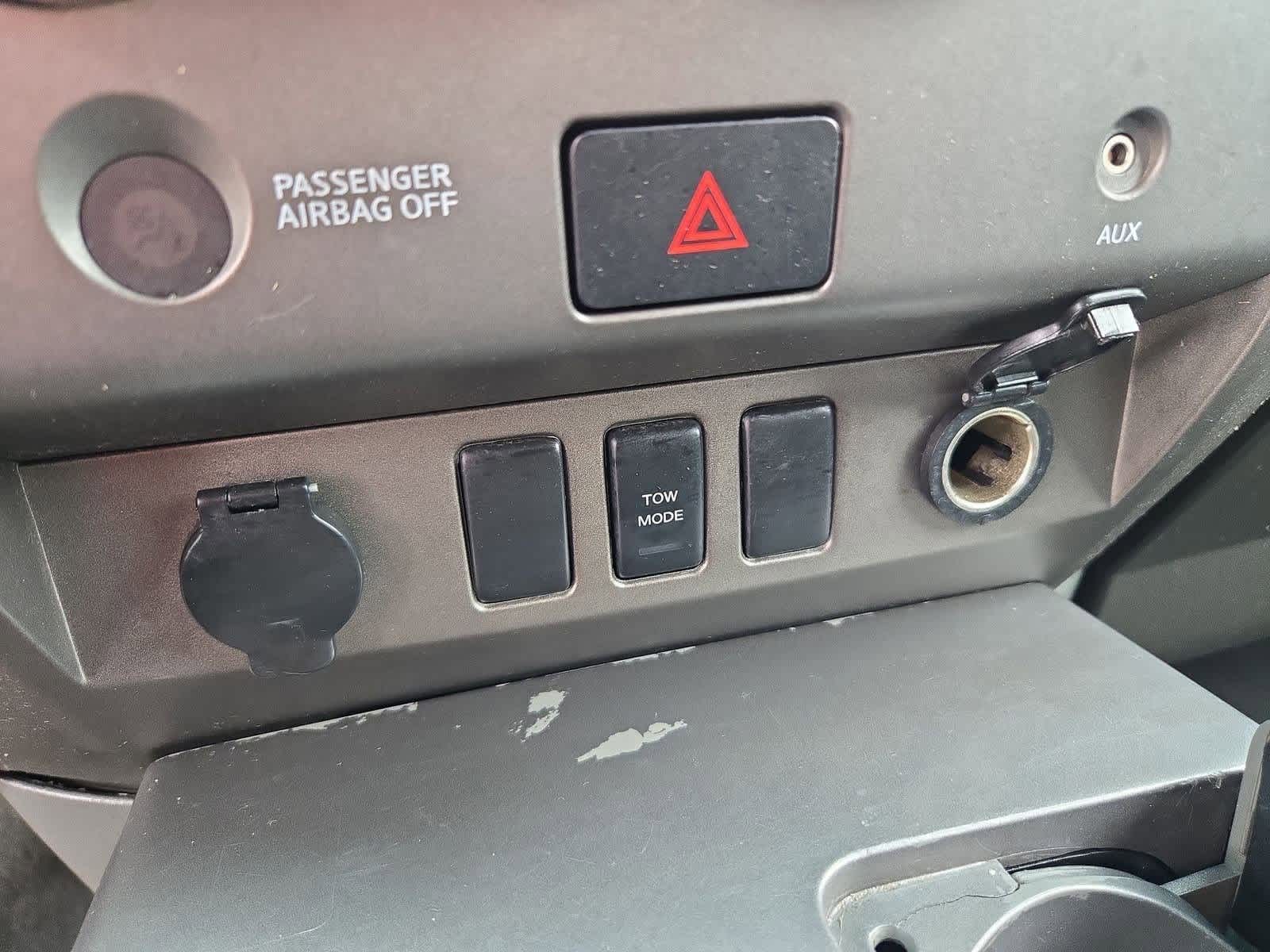 Thumbnail: 2007 Nissan Titan - 27