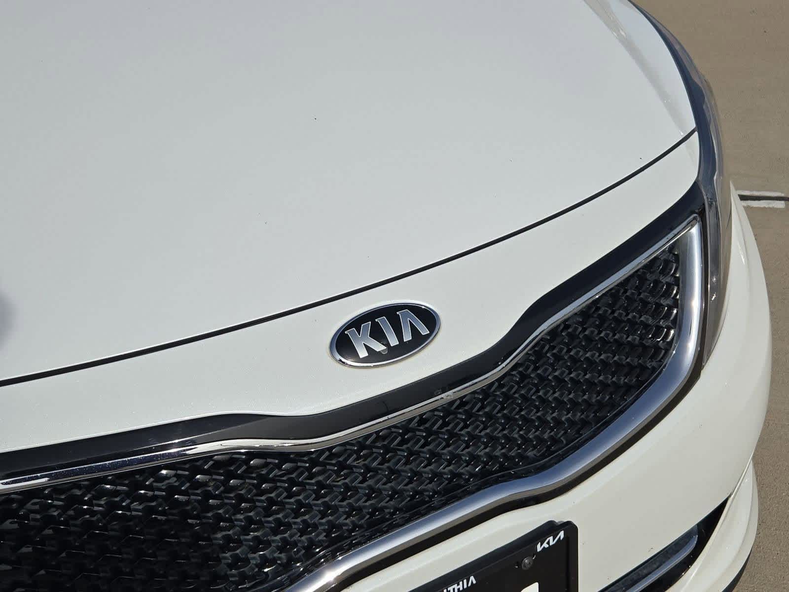 Thumbnail: 2015 Kia Optima - 10