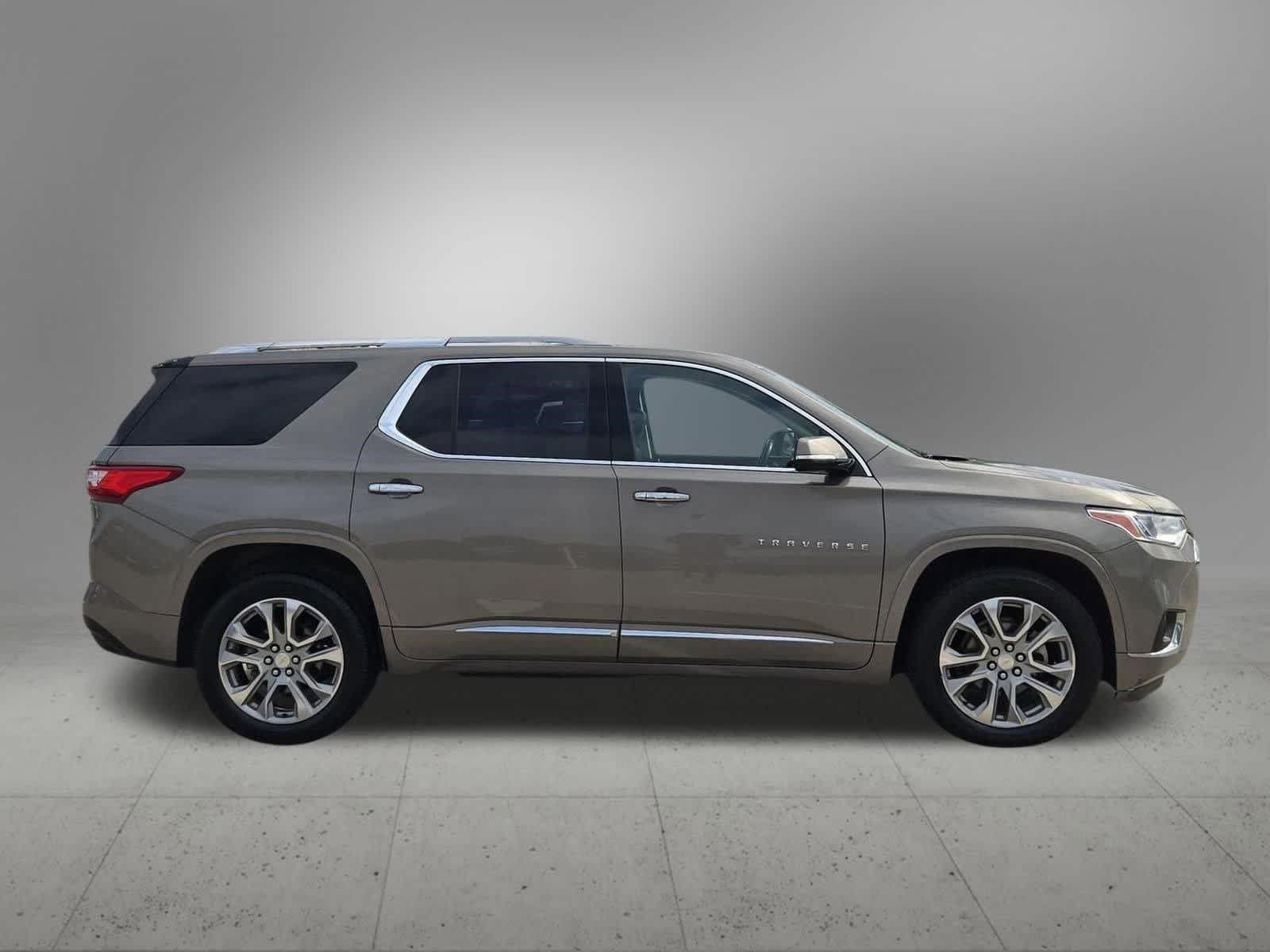 Thumbnail: 2018 Chevrolet Traverse - 7