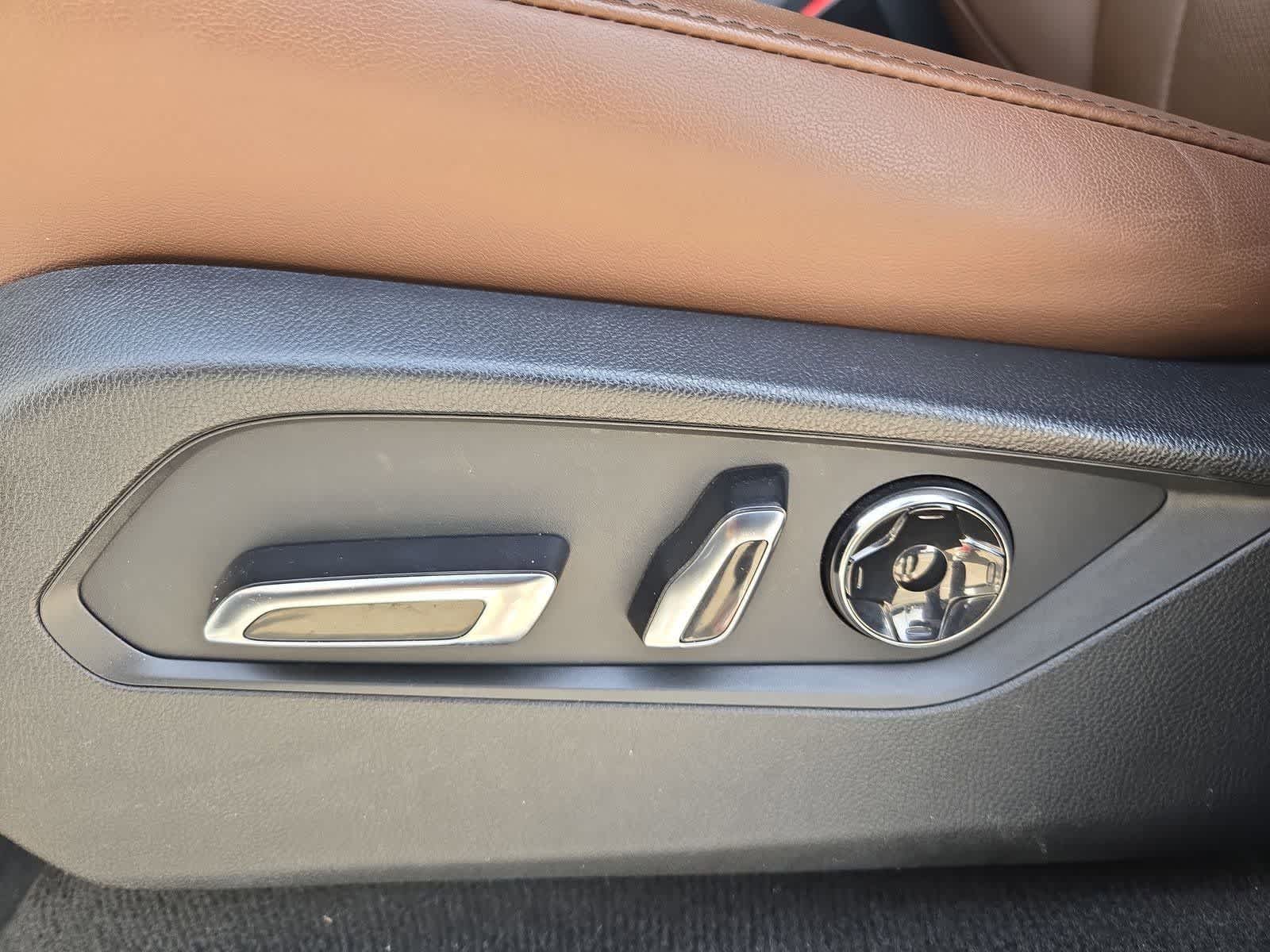 Thumbnail: 2023 Acura MDX - 15